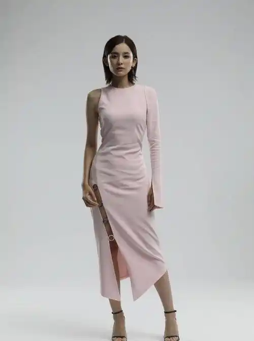 娜扎古力性感写真粉色透明长裙,性感身材一览无余_裙子_图案_下半身