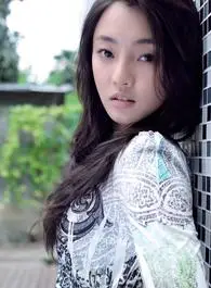 中央戏剧学院,出演作品:《偏偏爱上你》,《结婚的秘密》,《勇敢的心》