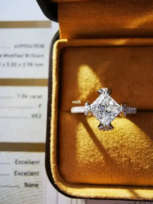 备婚公主方钻戒!ido十心十美克拉定制3w
