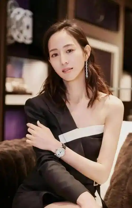 原创原创这谁能顶得住呢张钧甯这身材真叫人窒息啊