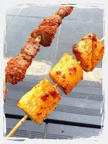 价格便宜味道超级棒,特别推荐小众的【炸鱼排,藕串】首先推荐——烤串