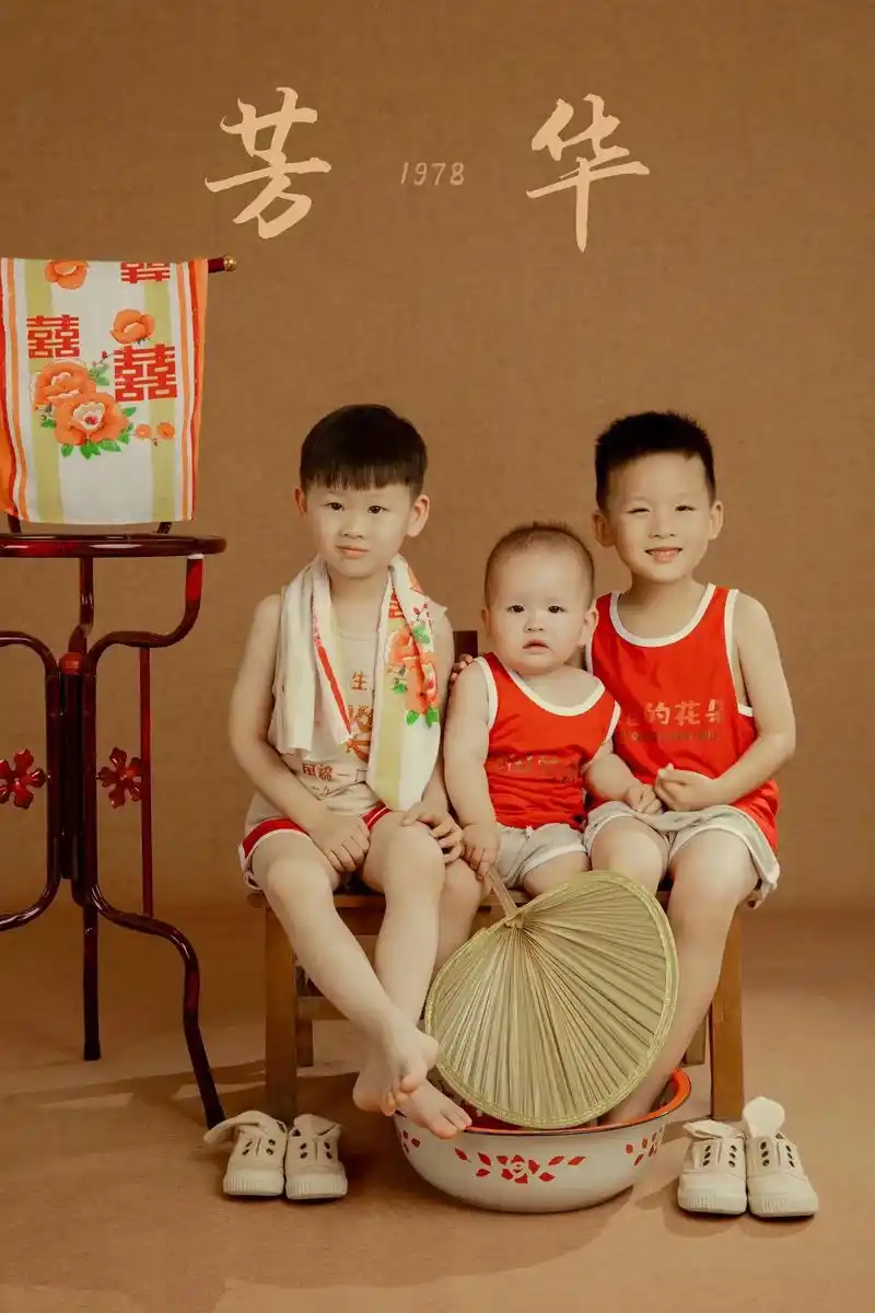 太有爱啦! #儿童摄影 #宝宝照 #全家福 #周岁 - 抖音