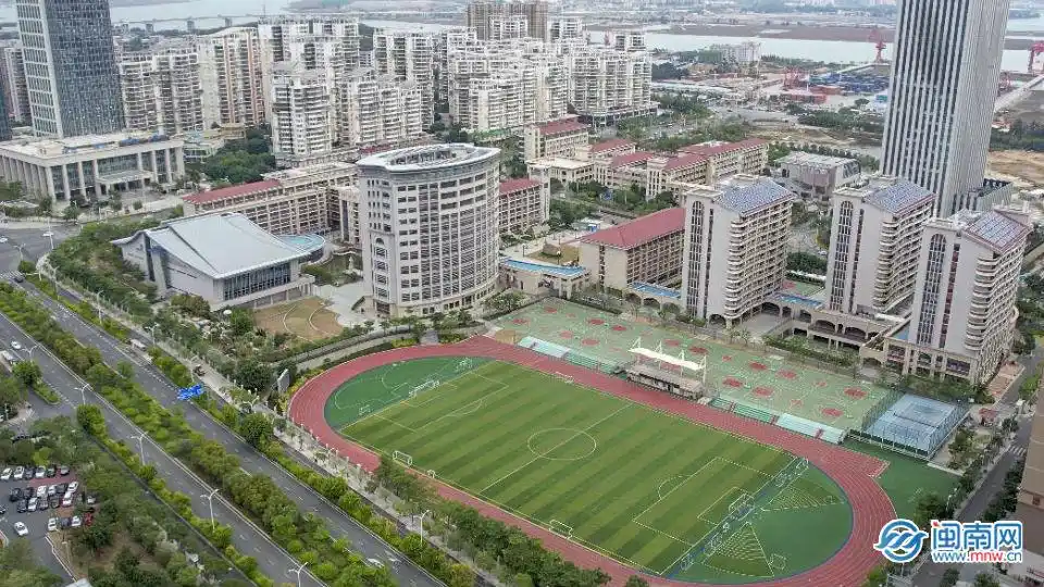 泉州一中分校入驻东海