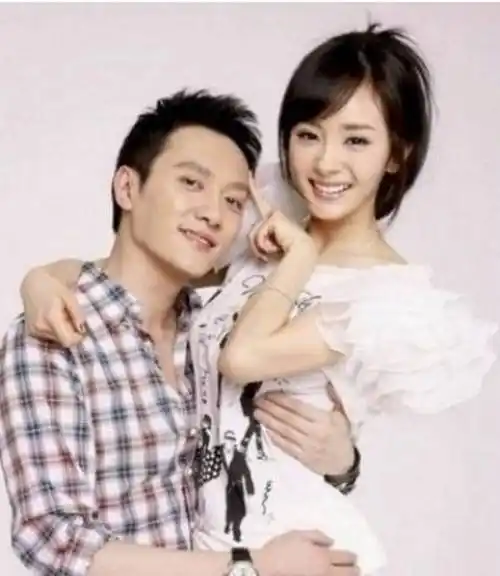 而另一边的杨幂,马上就要绕过跟冯绍峰的绯闻,和刘恺威相遇.