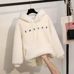 冬天毛绒衣服图片