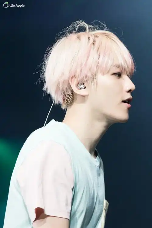 [顾以欢]其实伯贤他没有那么坚强 - 边伯贤 - zeze!啧啧