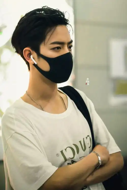 肖战机场路透#这组大背头绝对经典