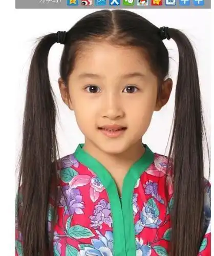 关晓彤晋级三试跳傣族舞现场照曝光4岁出道美过张柏芝