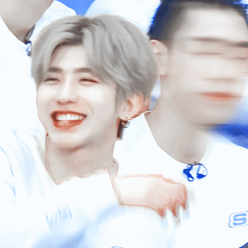 蔡蔡gif【蔡徐坤】 - 堆糖,美图壁纸兴趣社区