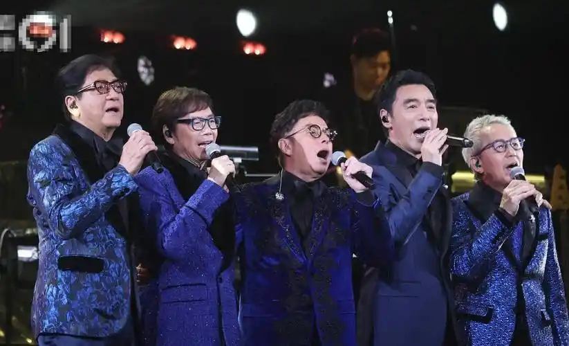 谭咏麟,钟镇涛,陈友,叶智强,彭建新等五位选手,都已经七十多岁了,但是