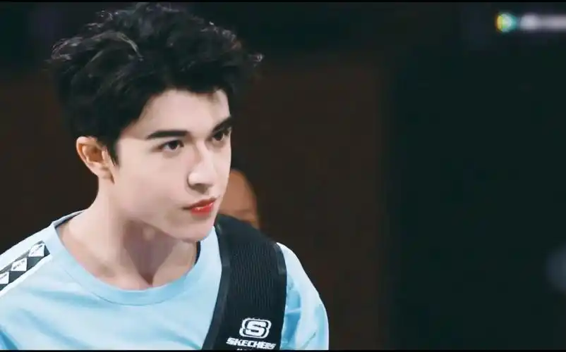 救!尹浩宇你射的不是靶是我的心啊啊啊啊啊!