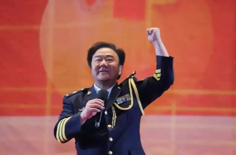 苏扬 中国金话筒 中国资深媒体人 著名朗诵家著名男中音歌唱家佟铁鑫