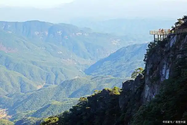 旅游攻略:探访明月山的绝美之旅