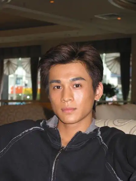 乔振宇写真-450x600.43k.-明星写真馆n63.com