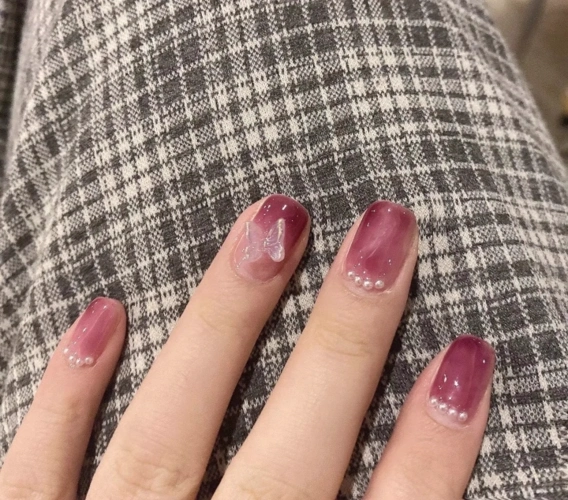 超显手白的梅子色美甲黄黑皮友好姐妹们快来冲一波