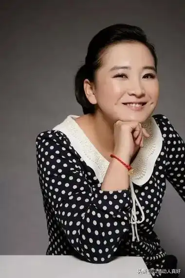 贾玲个人资料简介及(贾玲个人资料简介及家世)