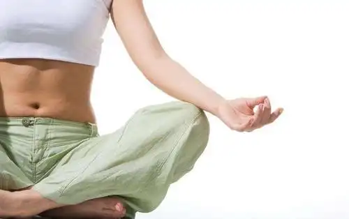 双盘腿怎样盘进去?