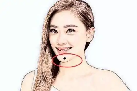 女人脸上的5颗旺夫痣