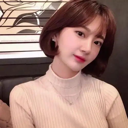 2020年流行的短发在这儿,波波头依旧养眼_凤凰网时尚_凤凰网