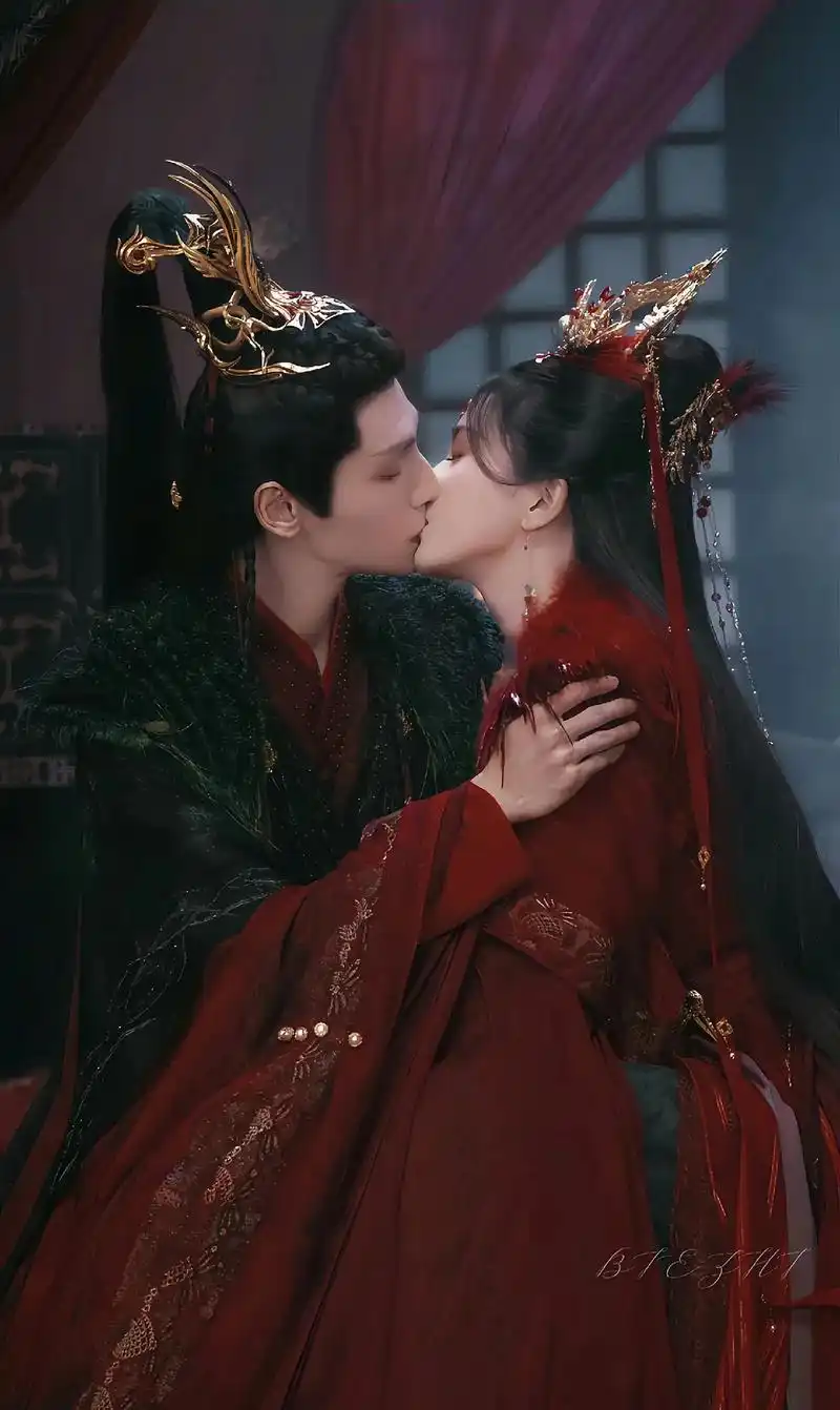 长月烬明 #玥烬情苏 #罗云熙 #白鹿 #我的cp天下第一 - 抖音