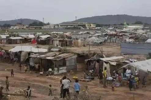 玻利维亚:拉丁美洲最贫穷的国家之一,而教育普及率依旧很高