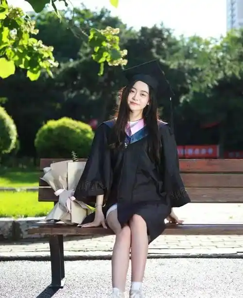 美院的诱惑| 九大美院的学士服有多靓?看了都想考美院了!