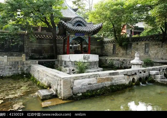 晋祠水塘小型石舫