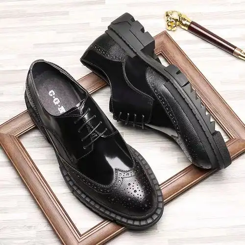 布洛克皮鞋男英伦商务皮鞋牛皮雕花漆皮男鞋秋季男士休闲皮鞋潮流