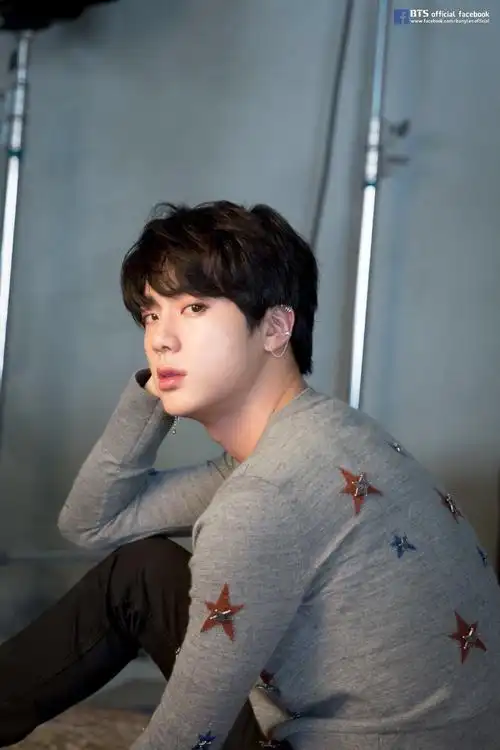 bts# #防弹少年团# #love_yourself# 转 tear concept photo