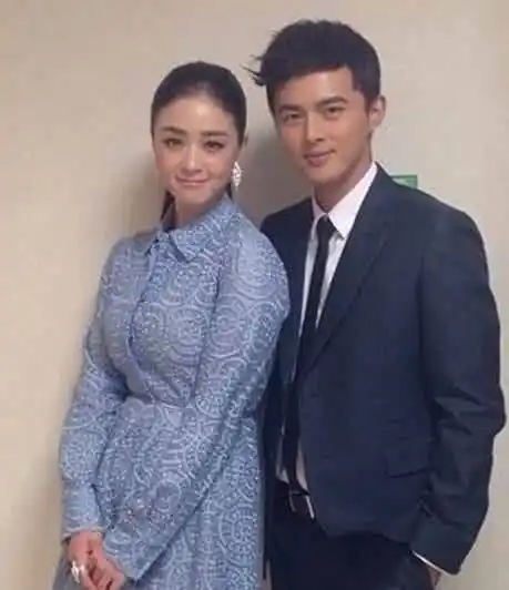 女方红到都认识_叶祖新_蒋欣_华妃