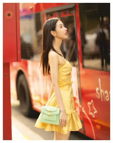 陈都灵挑战韩式妆容少女变阿姨难怪和大19岁刘恺威传绯闻