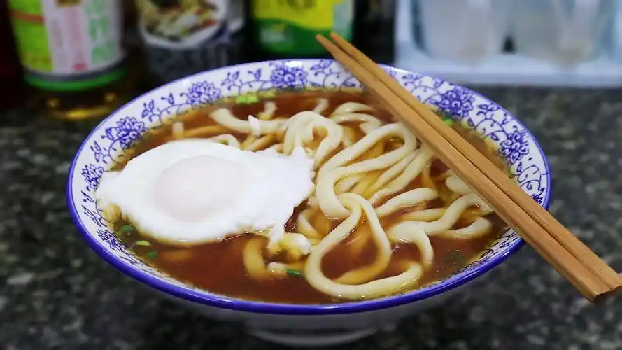 长寿面的做法一碗只有一根面做法简单看过就能学会