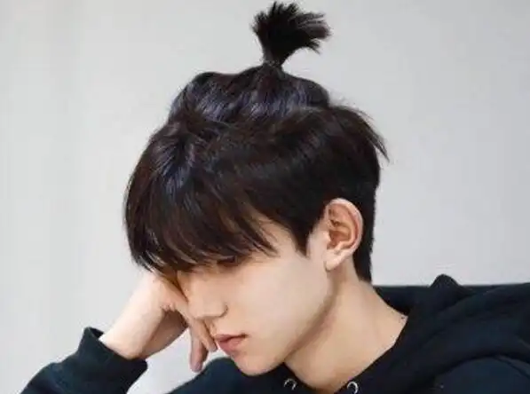 男生留一根小辫子发型造型_麻花辫_西子美发网