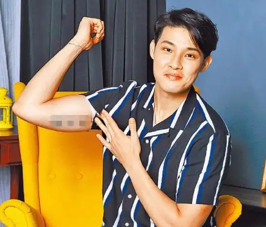 男星寇家瑞自曝当爸与女友恋爱7年仍不结婚女儿1岁长相出众