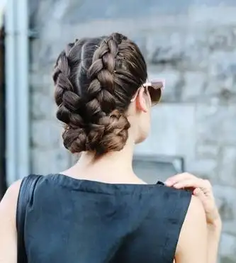 学泰妍diy法式双辫编发清新养眼的秋季发型