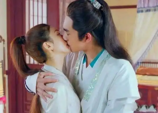 林更新直言很多男星不愿意和赵丽颖拍吻戏原来陈伟霆没有说谎