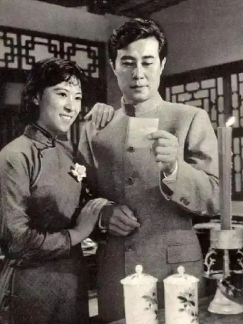 87岁王心刚私生活曝光万万想不到他现在竟活成了这样