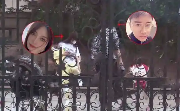 和贾乃亮见面后李小璐心情大好与好友搂肩回小区有说有笑