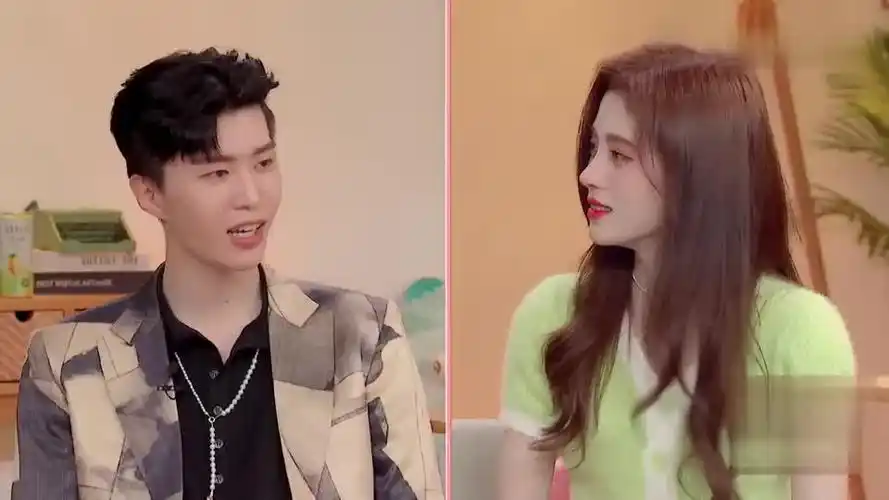 范丞丞和鞠婧祎彼此不太熟悉,上演了非常尴尬的一幕