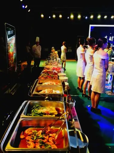 邢台洋葱花承办碧桂园高端冷餐会取得圆满成功!