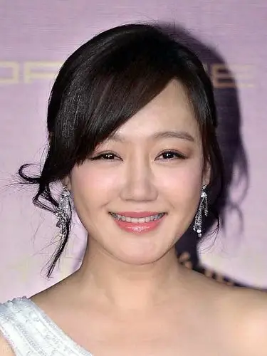 胡歌旧爱薛佳凝一袭长裙风采气质依旧