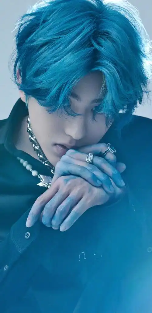 怎么有种禁忌的感觉因为坤坤是一个外星人 所以他的血是蓝色的#蔡徐坤