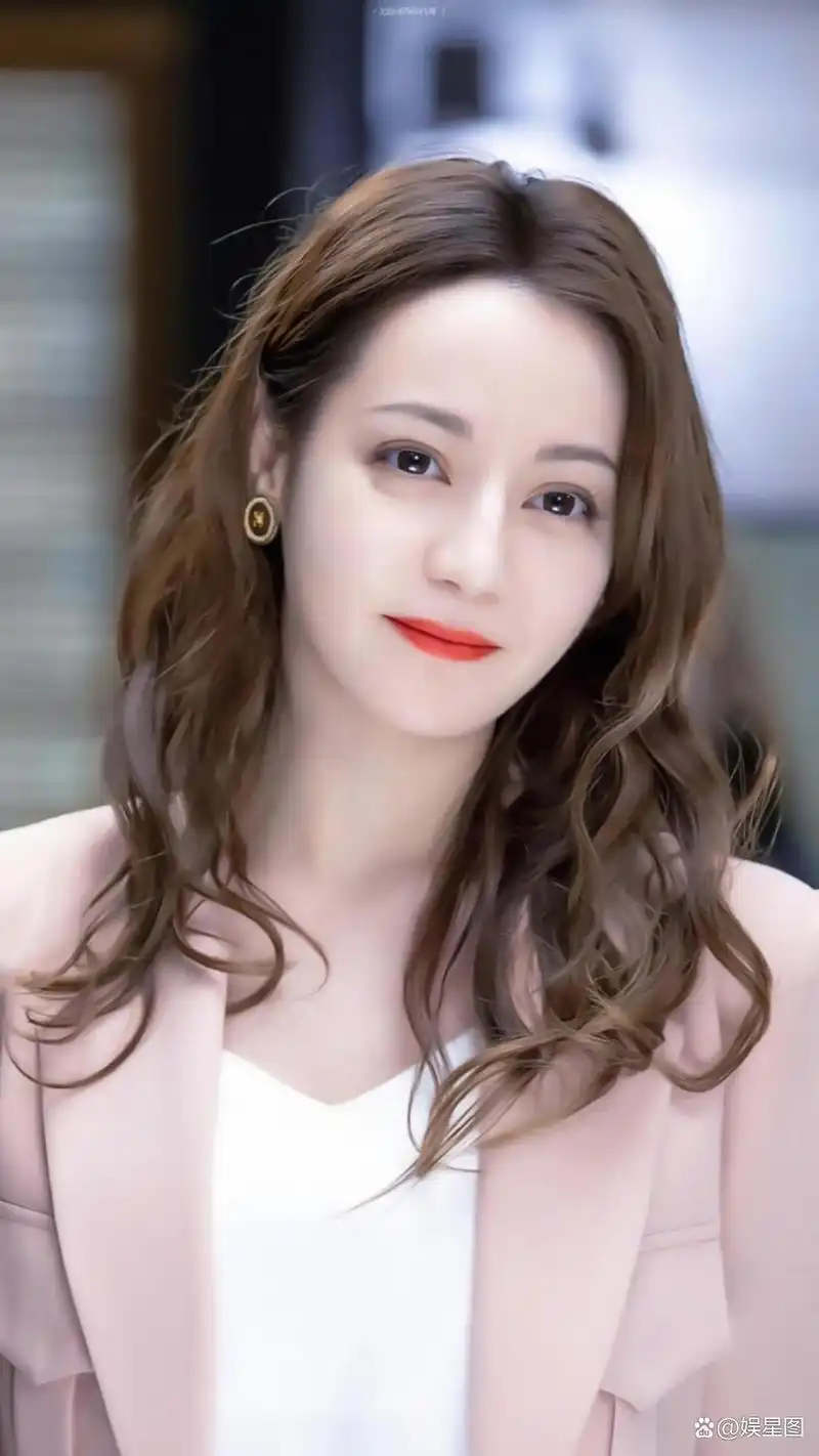 眼睛最漂亮的迪丽热巴