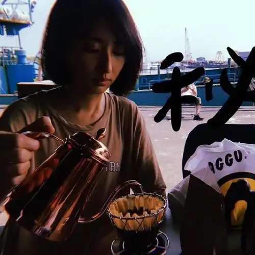 求柯佳嬿小姐姐的好看图片想拿来当头像