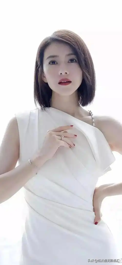 美女明星高圆圆高清写真美照图明艳端庄绝色难求