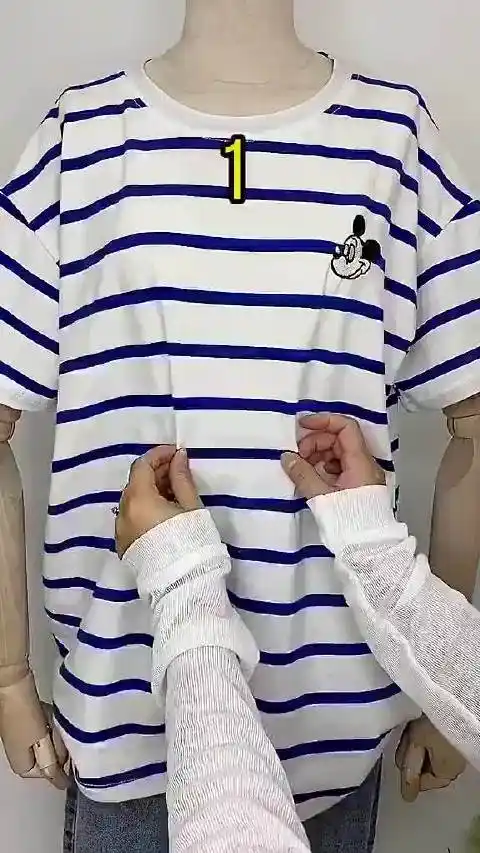 t恤打结全教程,这样穿t恤就不会单调啦