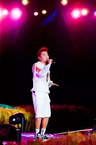 扎西平措助阵中国好声音海选全国总决赛原创藏语歌曲阿妈的手重温感动