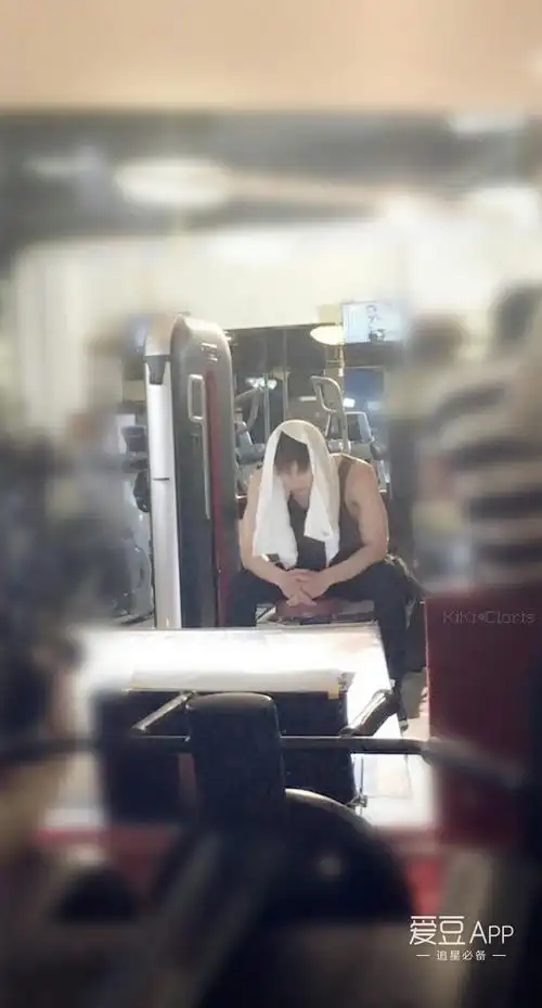 [池昌旭][分享]160604 肉体饭福利 听说在健身房的男人最性感?