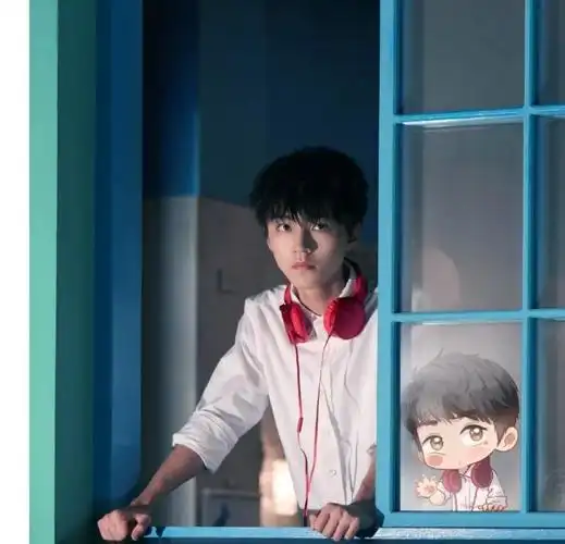 喜欢,小小凯超可爱!(取自微博:目睹了一切的r9)