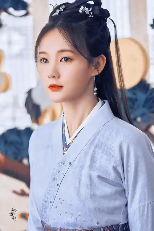 看点剧照里的漂亮女鹅#九霄寒夜暖#| 李一桐